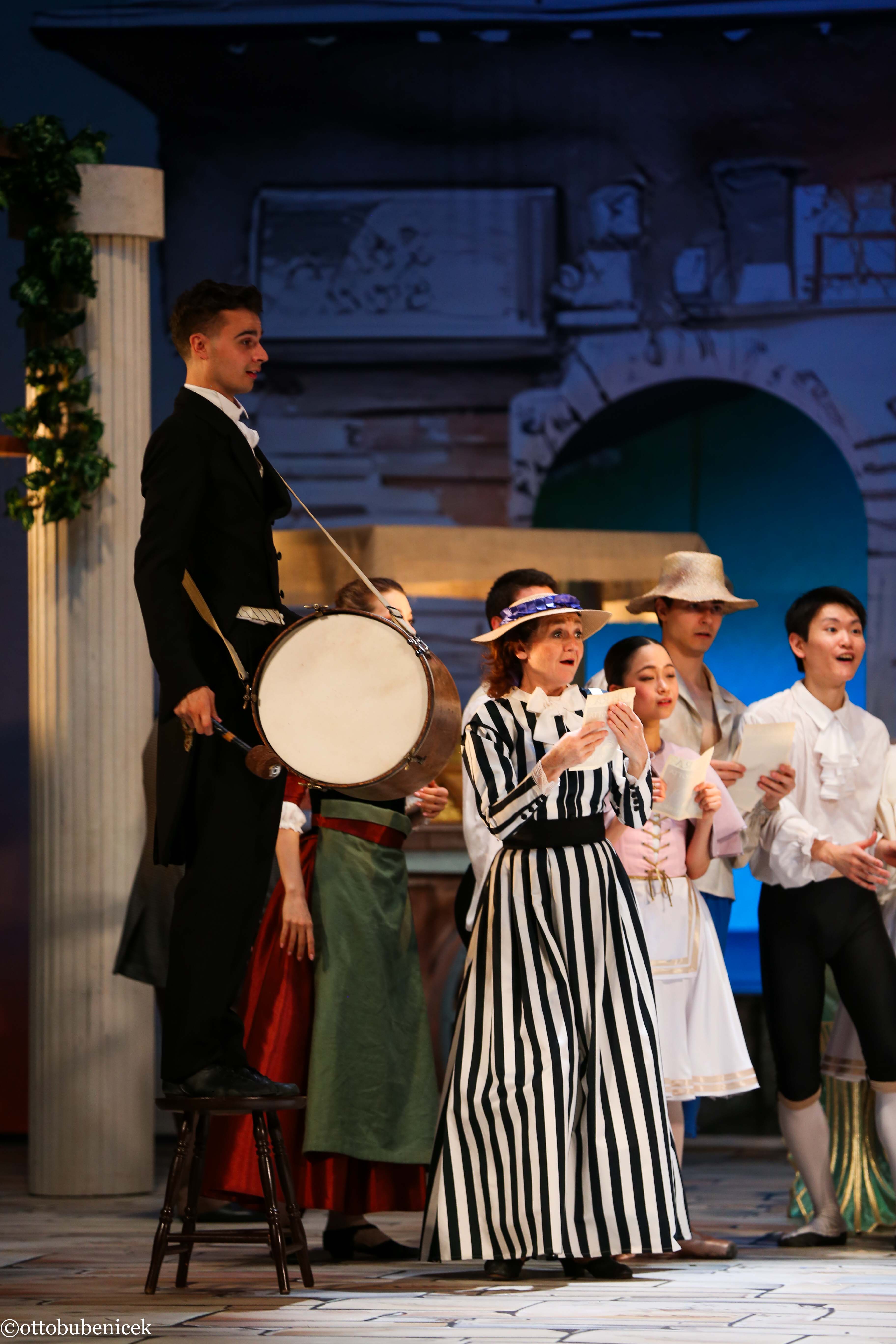 Napoli production photos 10