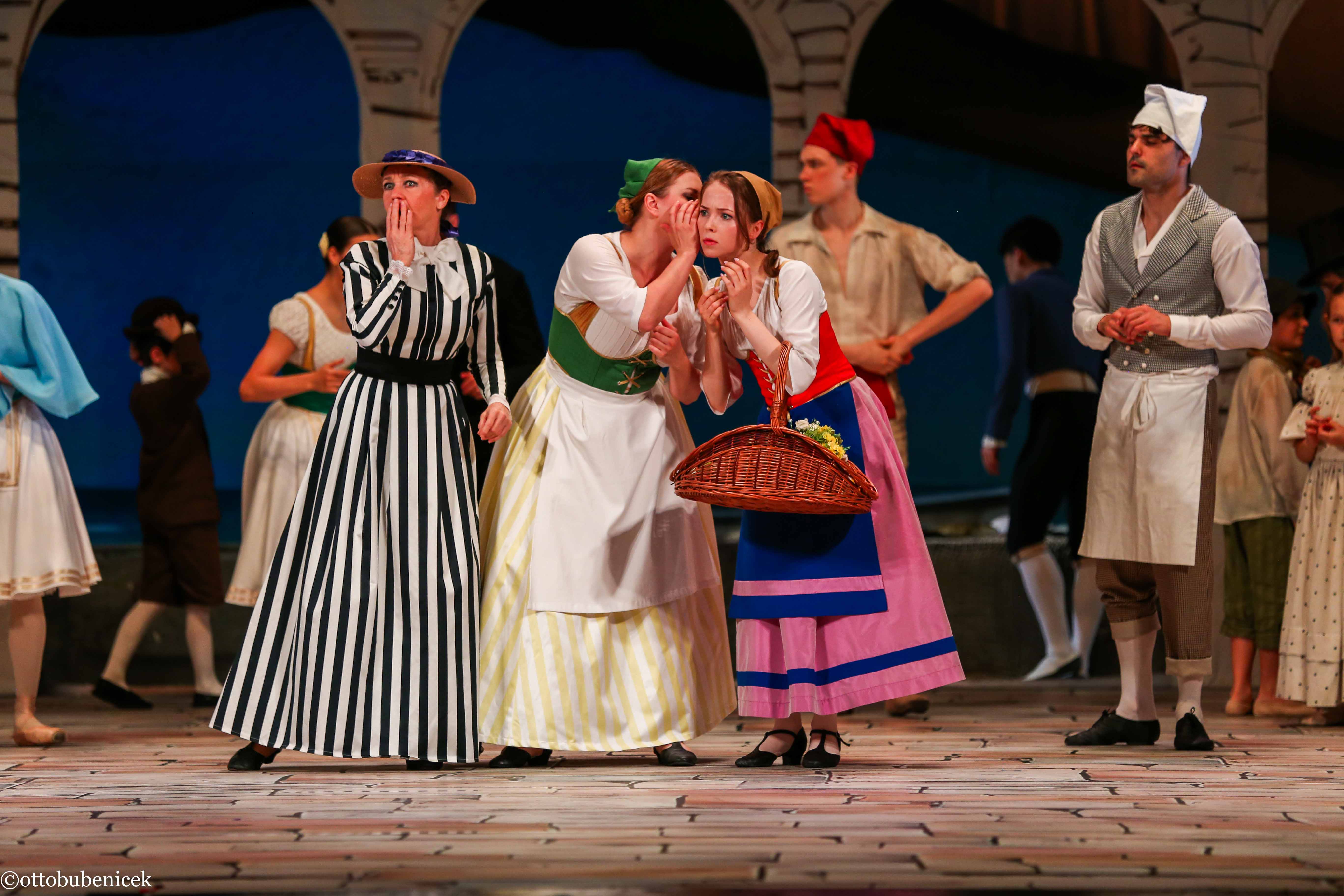Napoli production photos 13