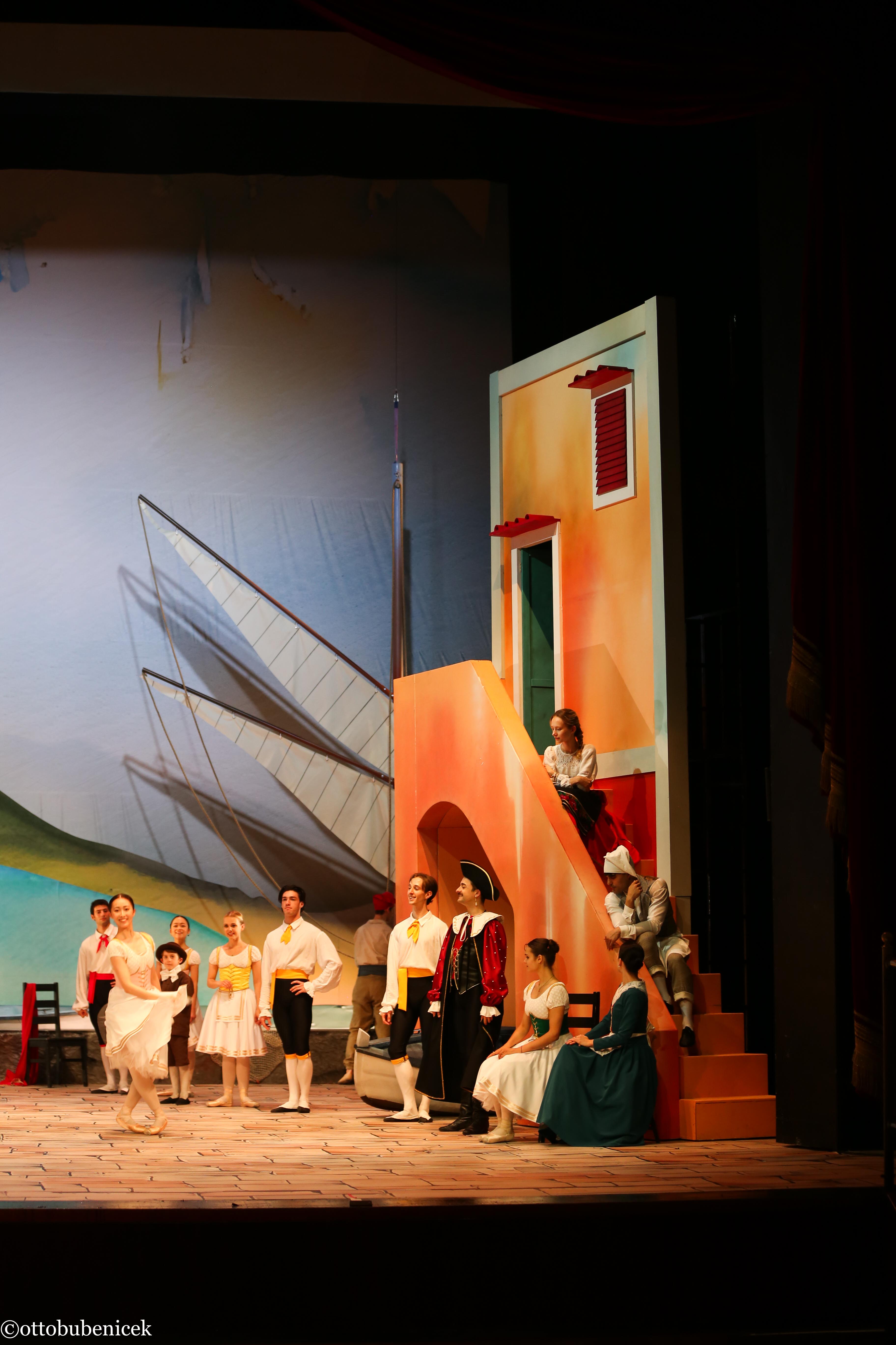 Napoli production photos 30