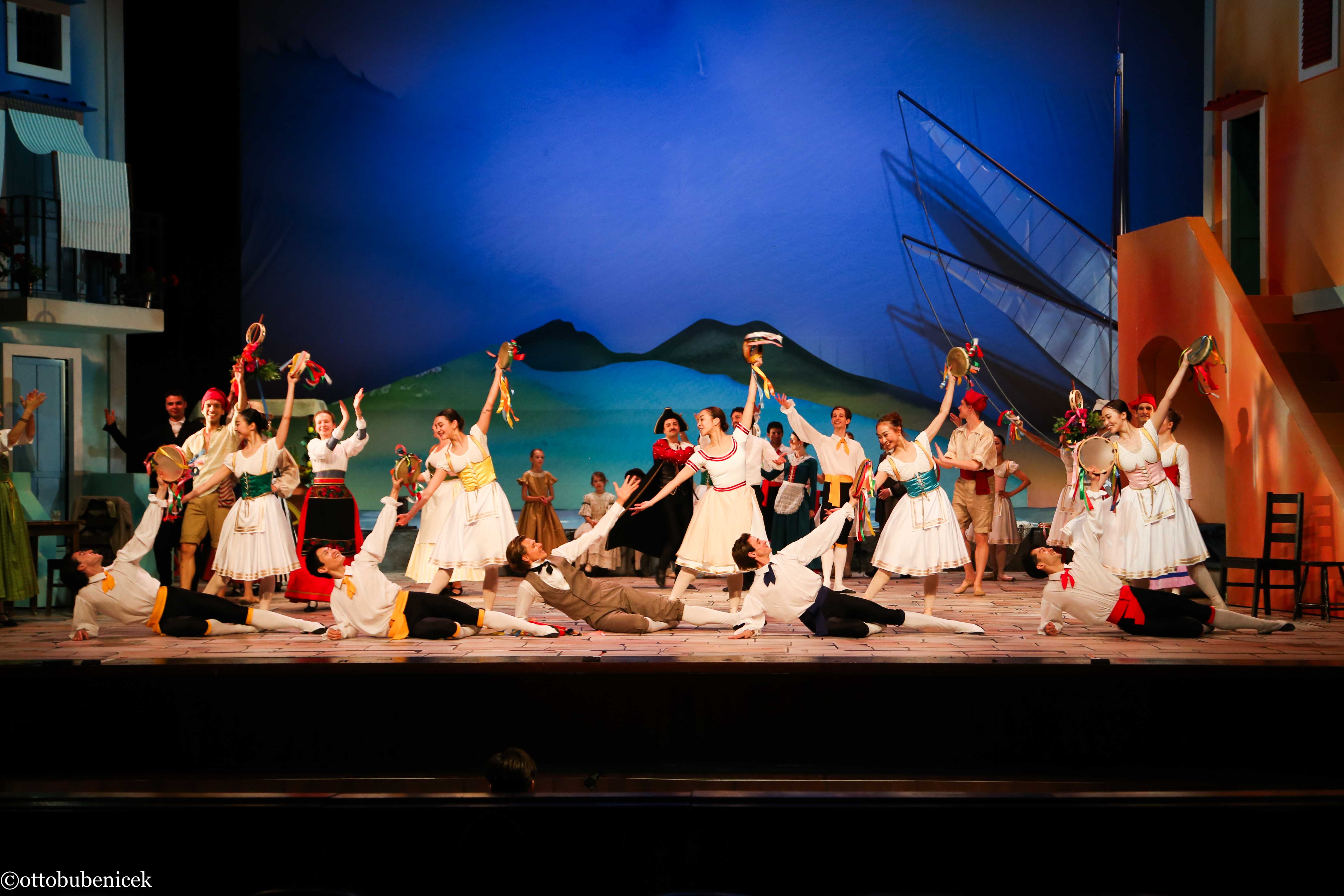 Napoli production photos 32