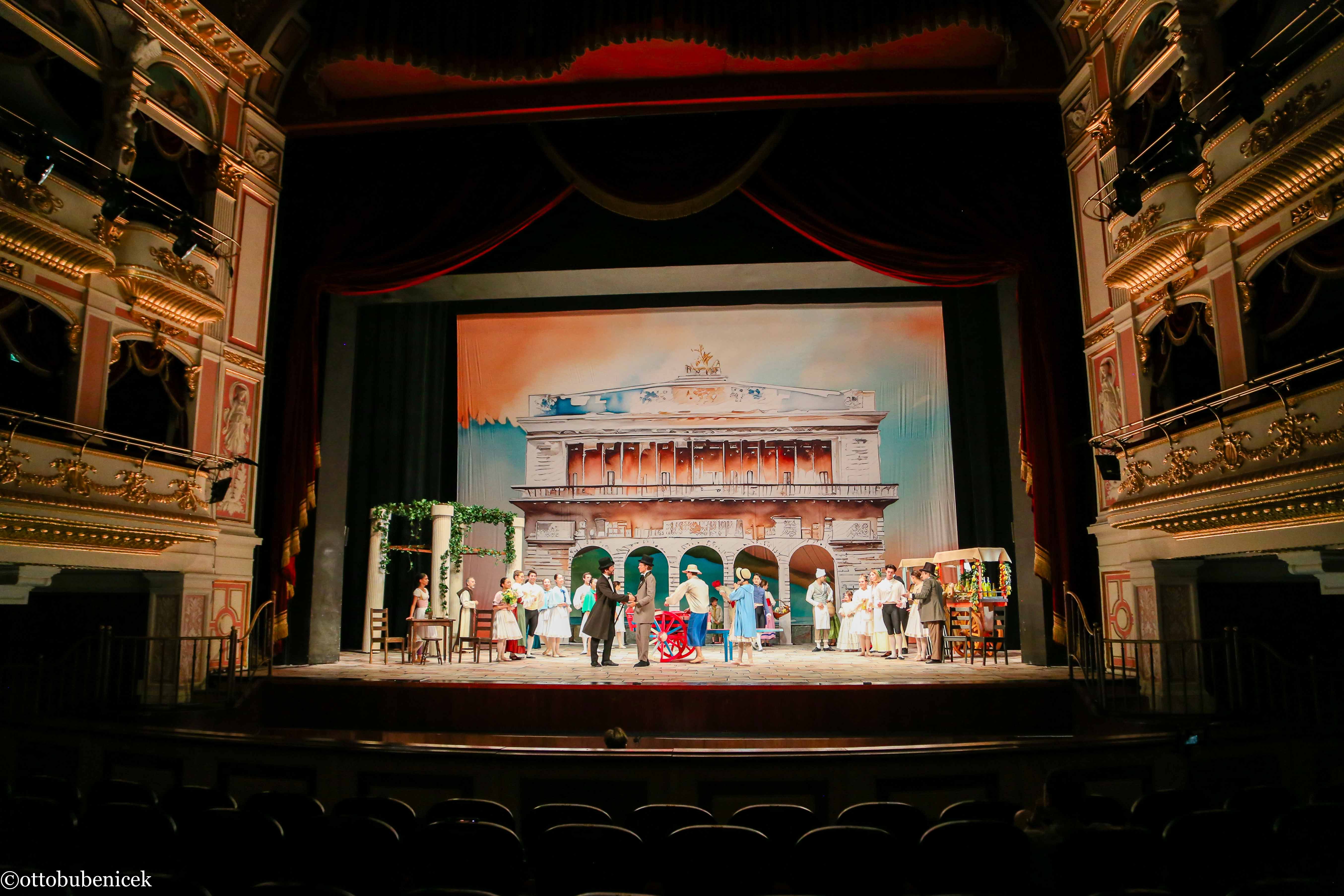 Napoli production photos 4
