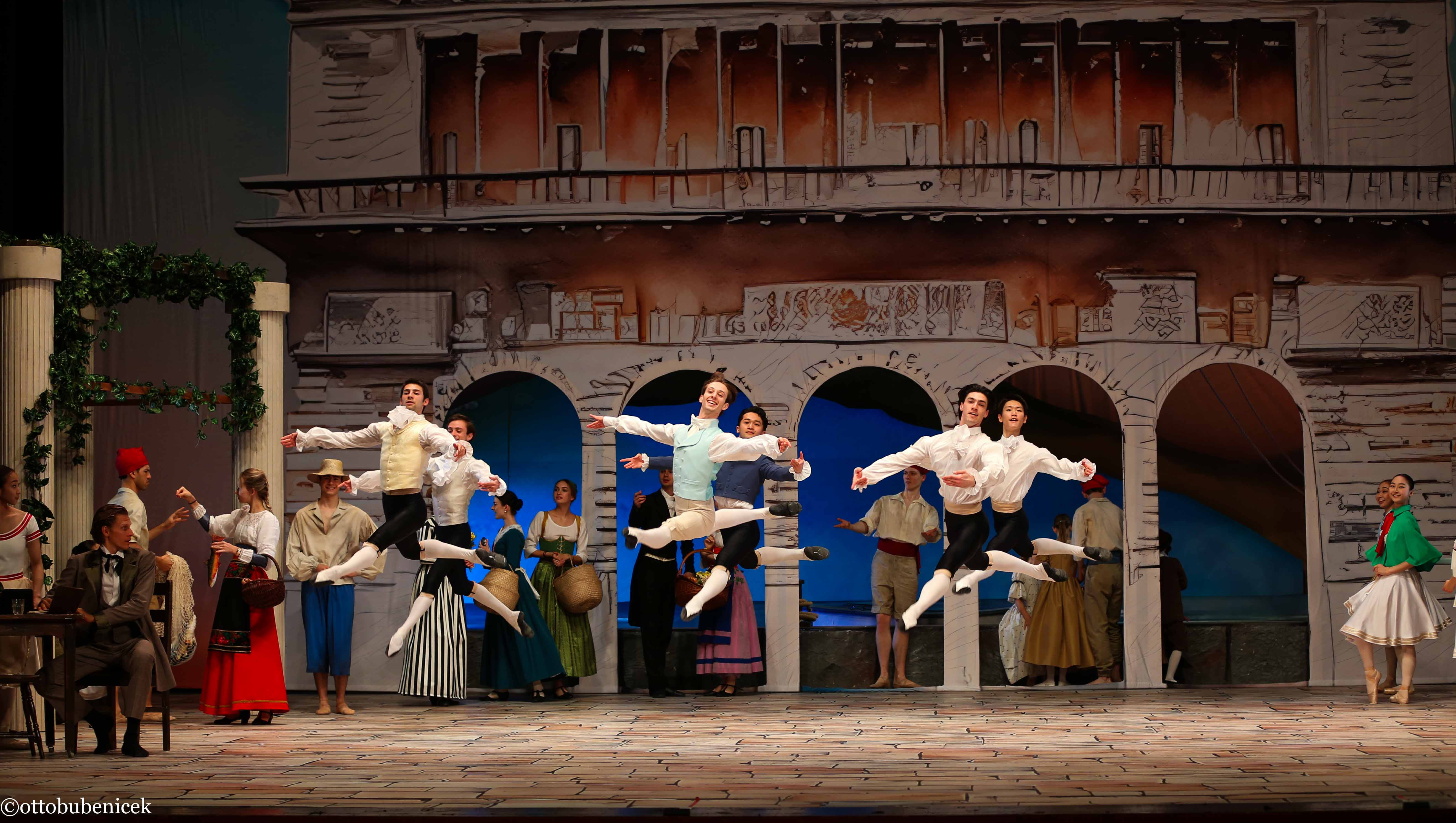 Napoli production photos 7