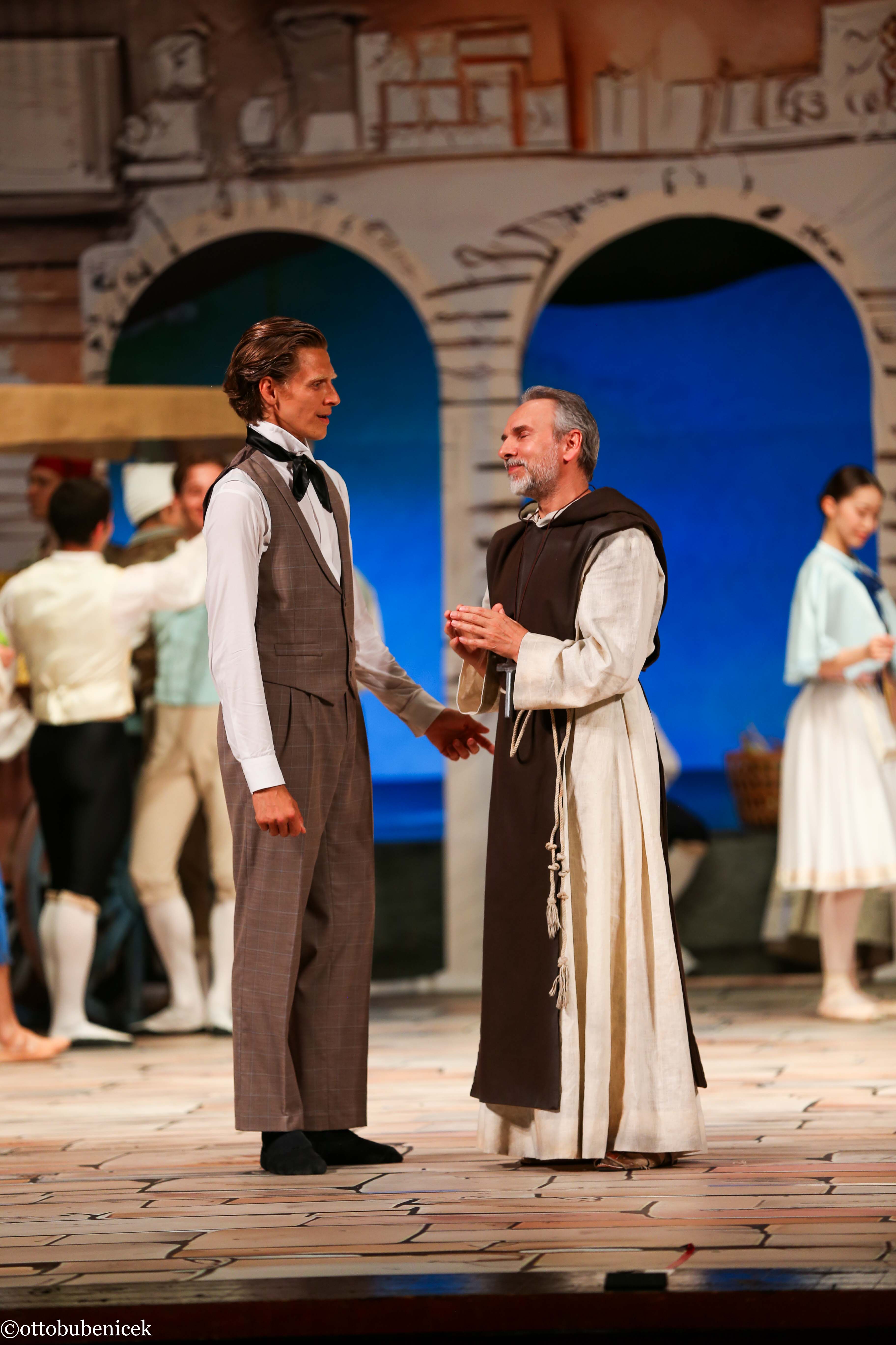 Napoli production photos 8